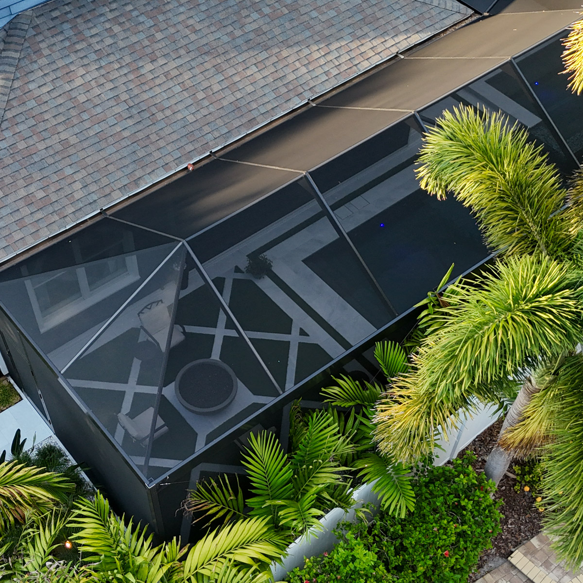 We make custom pool enclosures for your home in South Tampa & Tampa Heights, FL