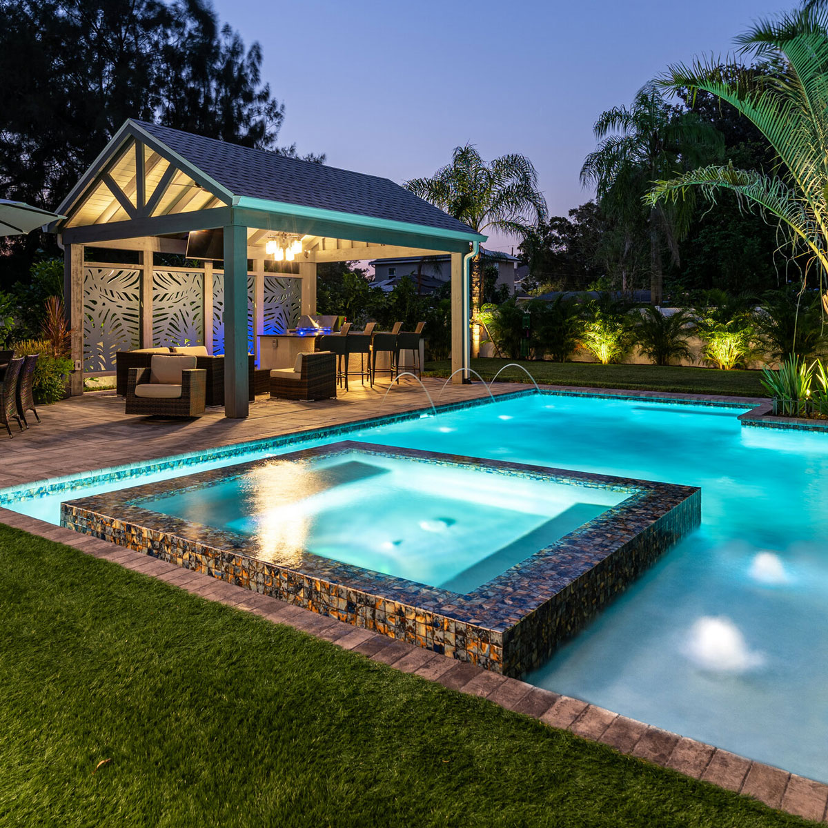 Lighting for custom backyards in Lutz, FL