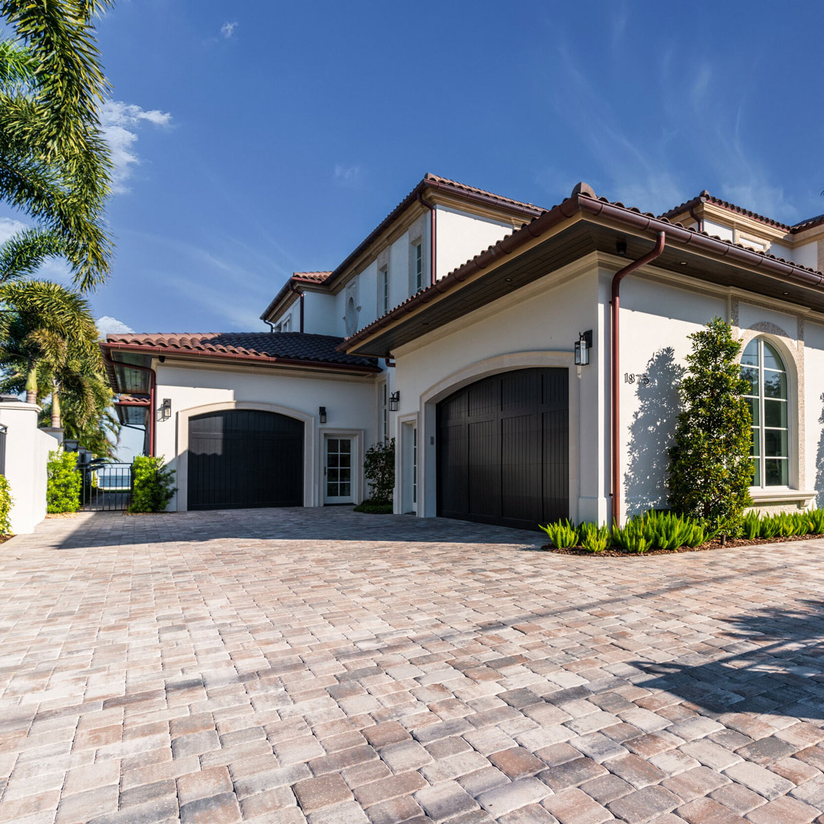 Custom Paver Driveways in Lutz & Rocky Point, FL