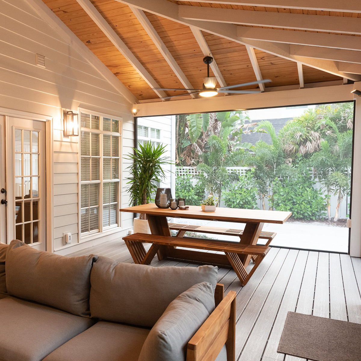 Custom composite decks and more in Odessa, FL