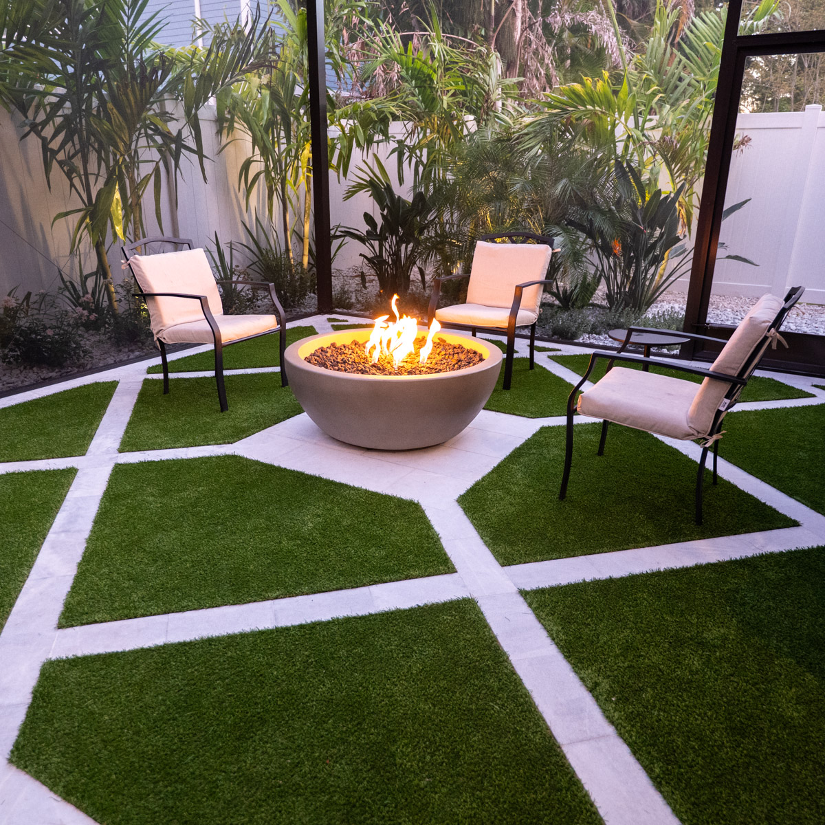 Keep your yard looking clean with artificial turf in Lutz, FL