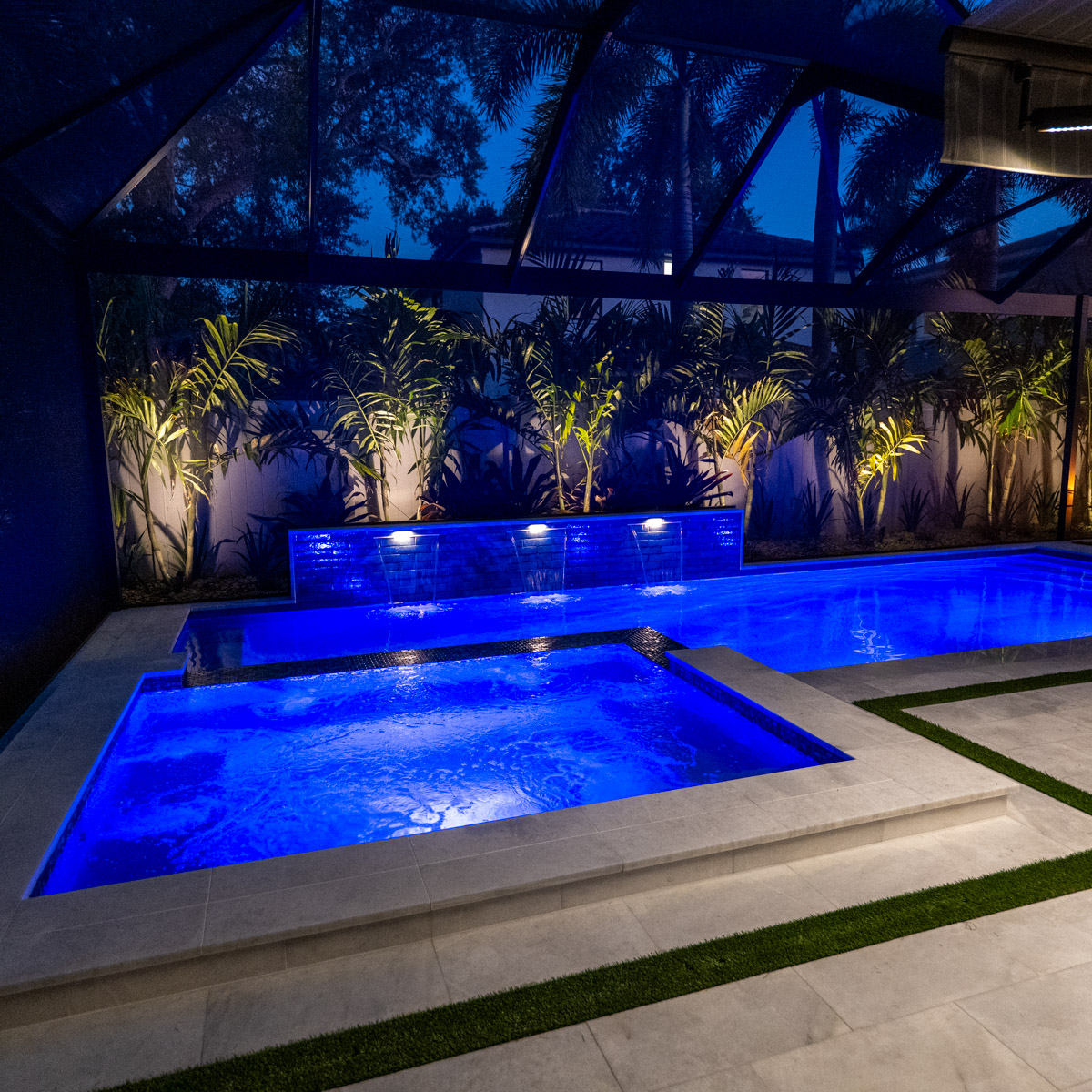Building custom backyards with pools and spas in Cheval & Davis Islands, FL